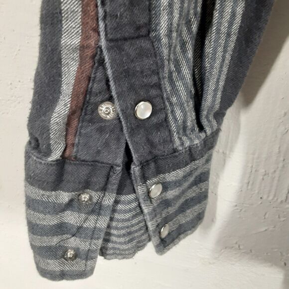 KARMAN Adult Mens L Pearl Snap Shirt Gray Cowboy Western Plaid Flannel - Picture 3 of 9